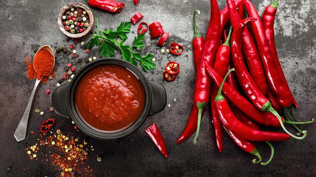 Tak Hanya Bikin Bahagia, Berikut Ini 6 Manfaat Makanan Pedas - Health  Liputan6.com